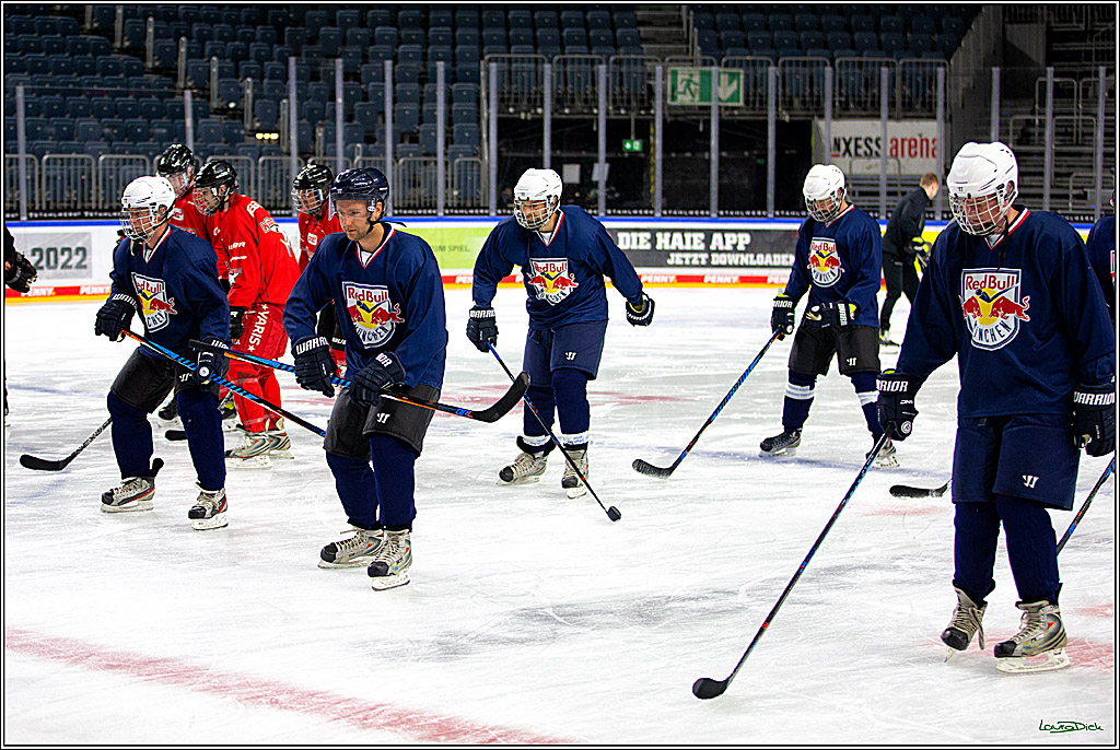 PENNY DEL; Koelner Haie- Red BUll Muenchen Sponsorenspiel; Koeln, 08.11.2022